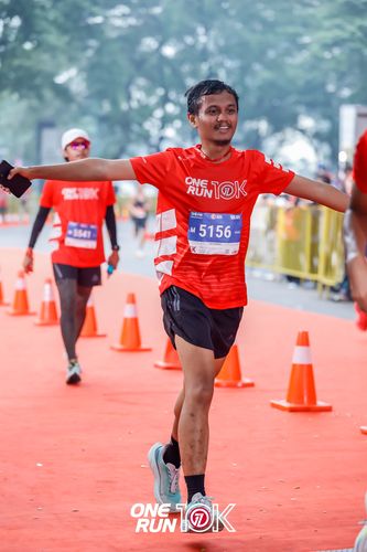 Race photo from ONE RUN 10K 2025
