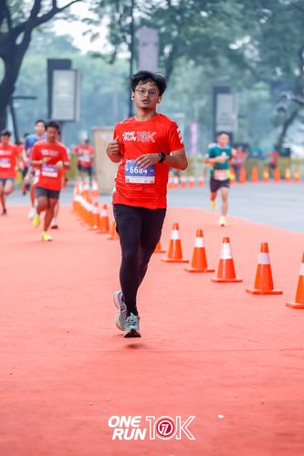 Race photo from ONE RUN 10K 2025