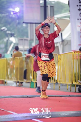 Race photo from ONE RUN 10 K