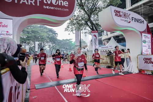 Race photo from ONE RUN 10 K