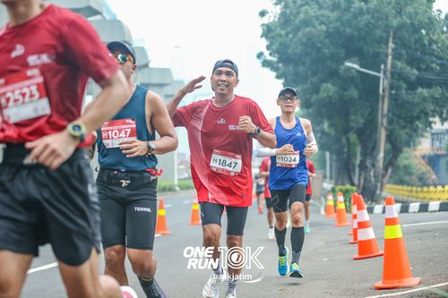 Race photo from ONE RUN 10 K
