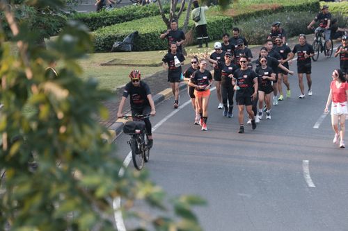 Race photo from Soft Launching Buku "Enggak Lari, Enggak Keren" & IdeaRun