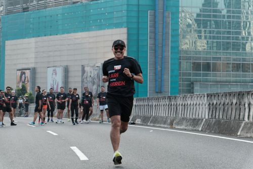 Race photo from Soft Launching Buku "Enggak Lari, Enggak Keren" & IdeaRun