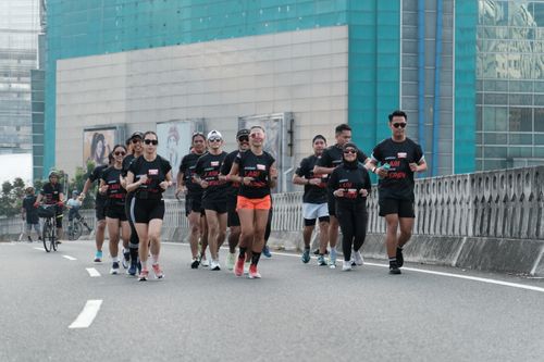 Race photo from Soft Launching Buku "Enggak Lari, Enggak Keren" & IdeaRun