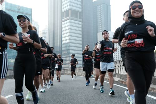 Race photo from Soft Launching Buku "Enggak Lari, Enggak Keren" & IdeaRun