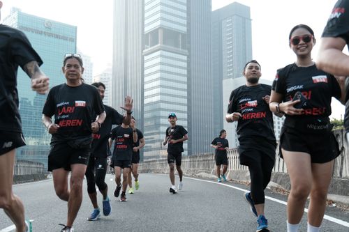Race photo from Soft Launching Buku "Enggak Lari, Enggak Keren" & IdeaRun