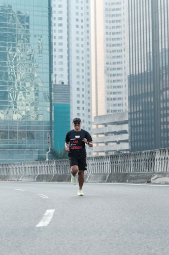 Race photo from Soft Launching Buku "Enggak Lari, Enggak Keren" & IdeaRun