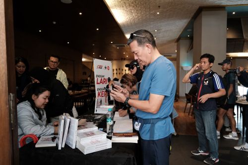 Race photo from Soft Launching Buku "Enggak Lari, Enggak Keren" & IdeaRun