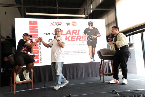 Race photo from Soft Launching Buku "Enggak Lari, Enggak Keren" & IdeaRun