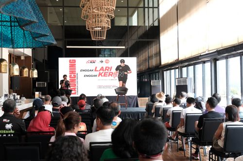 Race photo from Soft Launching Buku "Enggak Lari, Enggak Keren" & IdeaRun