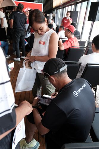 Race photo from Soft Launching Buku "Enggak Lari, Enggak Keren" & IdeaRun