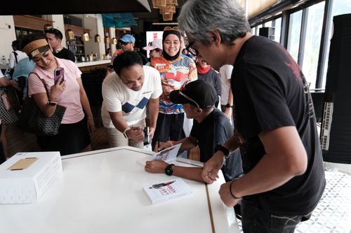 Race photo from Soft Launching Buku "Enggak Lari, Enggak Keren" & IdeaRun