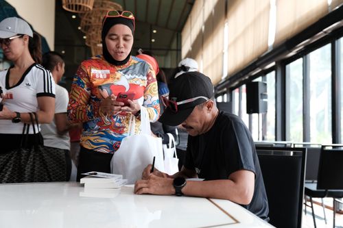 Race photo from Soft Launching Buku "Enggak Lari, Enggak Keren" & IdeaRun