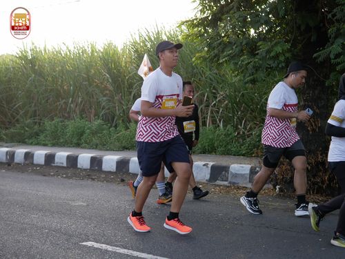 Race photo from Kediri Half Marathon 2024