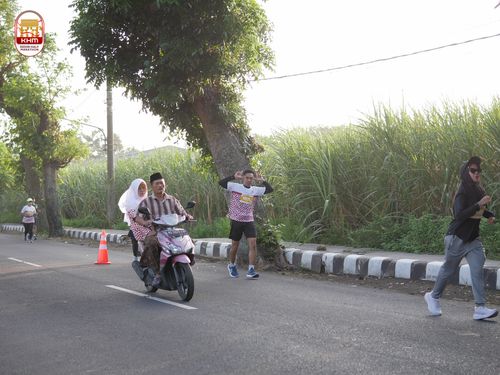 Race photo from Kediri Half Marathon 2024