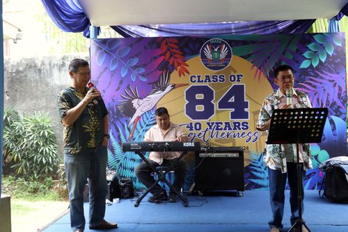 Race photo from Class of 84, 40 Years Togetherness