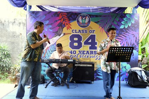 Race photo from Class of 84, 40 Years Togetherness