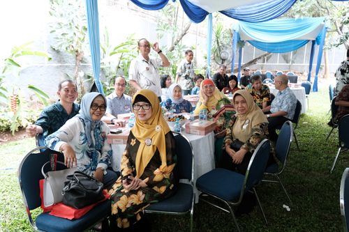 Race photo from Class of 84, 40 Years Togetherness