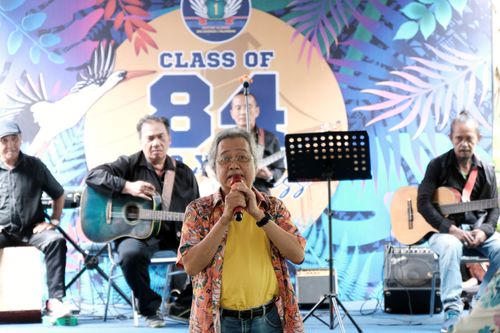 Race photo from Class of 84, 40 Years Togetherness