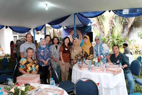 Race photo from Class of 84, 40 Years Togetherness
