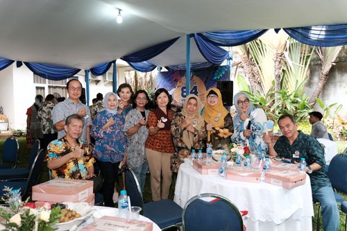 Race photo from Class of 84, 40 Years Togetherness