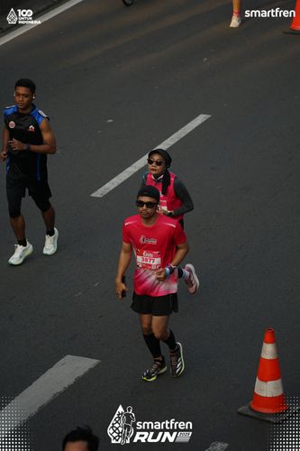 Race photo from Smartfren Run 2025 