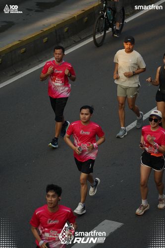 Race photo from Smartfren Run 2025 