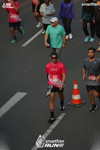 Race photo from Smartfren Run 2025 