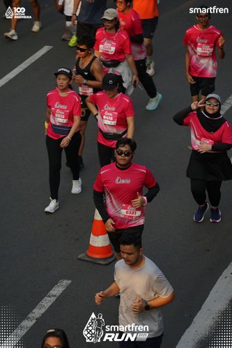 Race photo from Smartfren Run 2025 