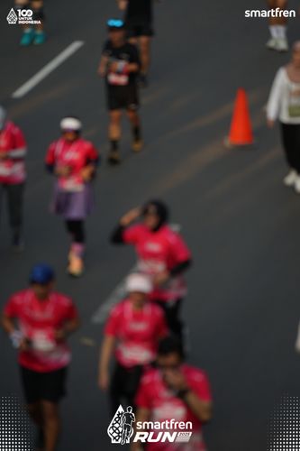 Race photo from Smartfren Run 2025 