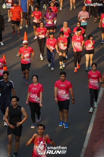 Race photo from Smartfren Run 2025 