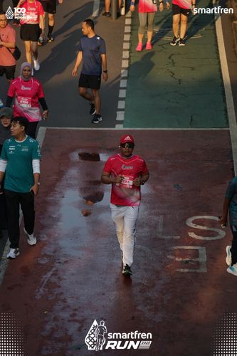 Race photo from Smartfren Run 2025 