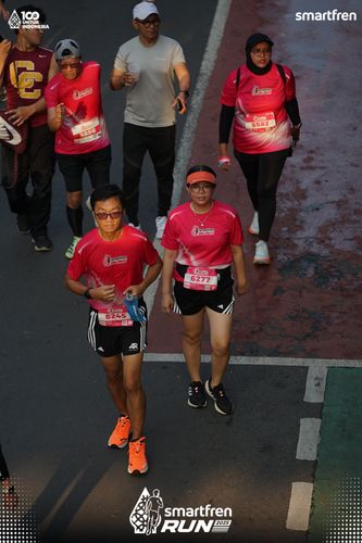 Race photo from Smartfren Run 2025 