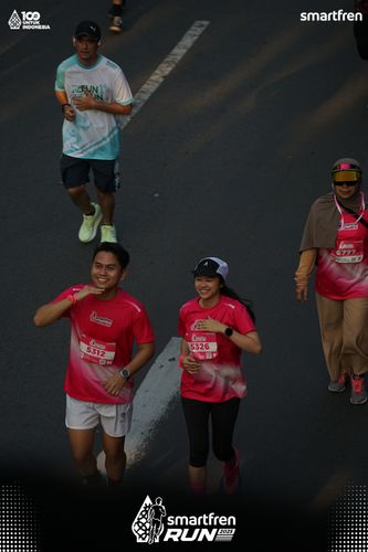 Race photo from Smartfren Run 2025 