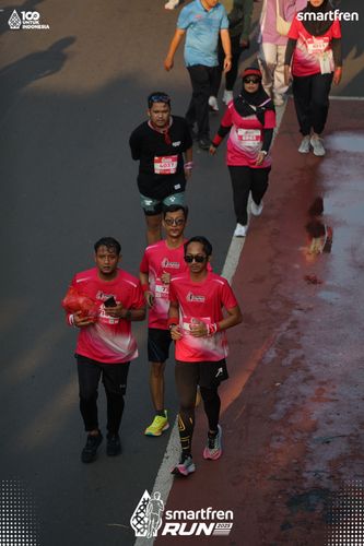 Race photo from Smartfren Run 2025 