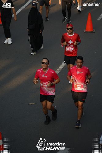 Race photo from Smartfren Run 2025 