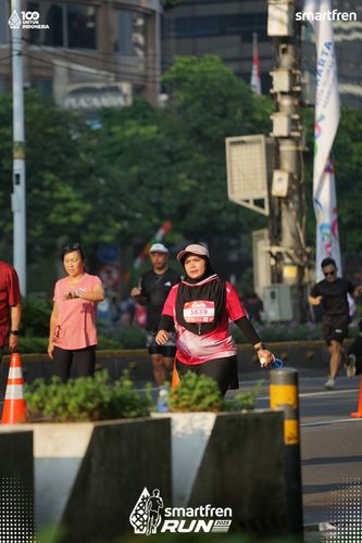 Race photo from Smartfren Run 2025 