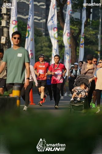 Race photo from Smartfren Run 2025 