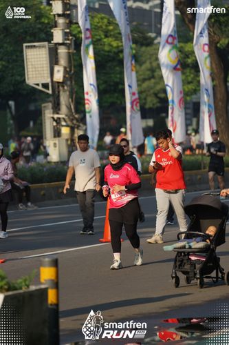 Race photo from Smartfren Run 2025 