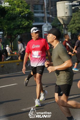 Race photo from Smartfren Run 2025 