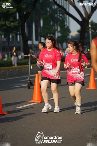 Race photo from Smartfren Run 2025 