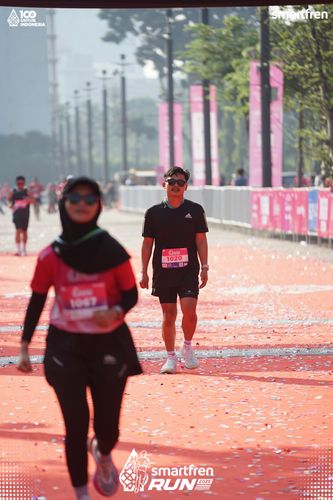 Race photo from Smartfren Run 2025 