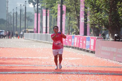 Race photo from Smartfren Run 2025 