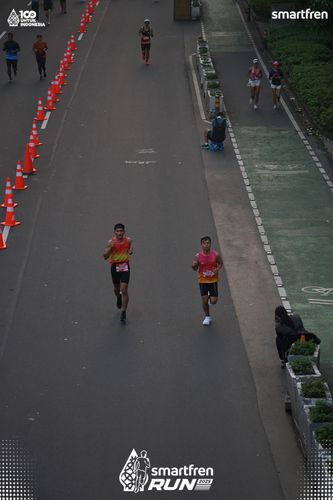 Race photo from Smartfren Run 2025 