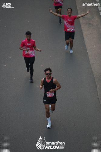 Race photo from Smartfren Run 2025 
