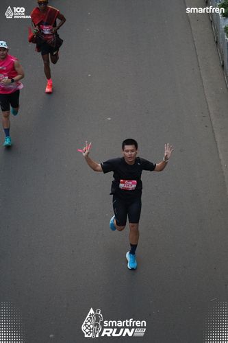 Race photo from Smartfren Run 2025 