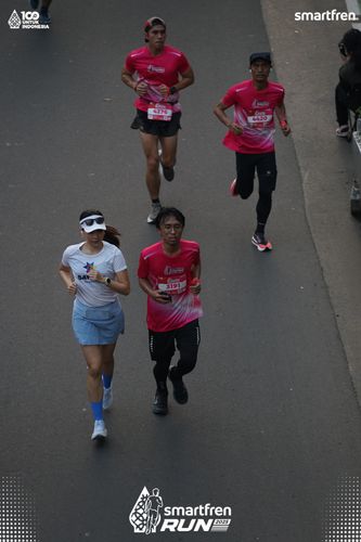 Race photo from Smartfren Run 2025 