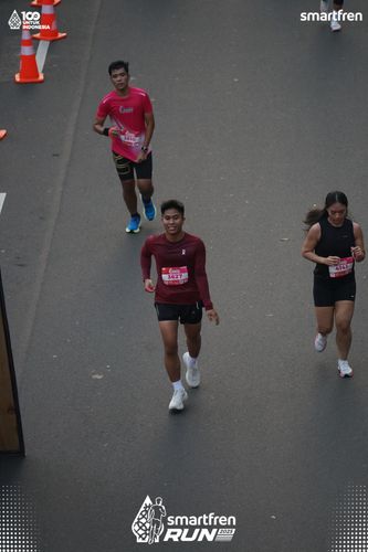 Race photo from Smartfren Run 2025 