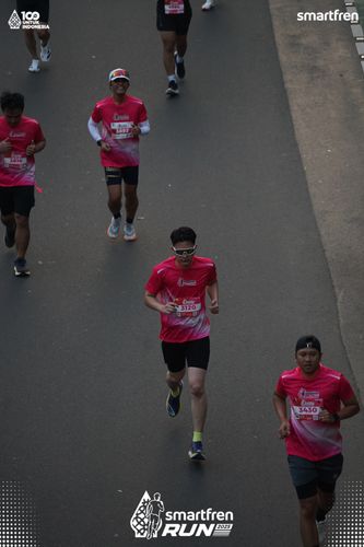 Race photo from Smartfren Run 2025 