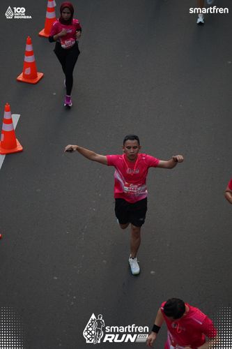 Race photo from Smartfren Run 2025 